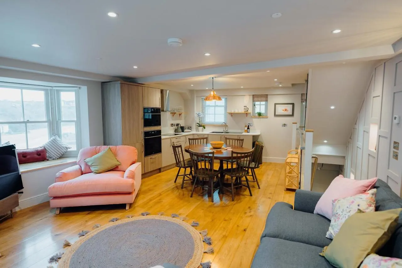 Luxury Sea-view In - Floral Corner Holiday home