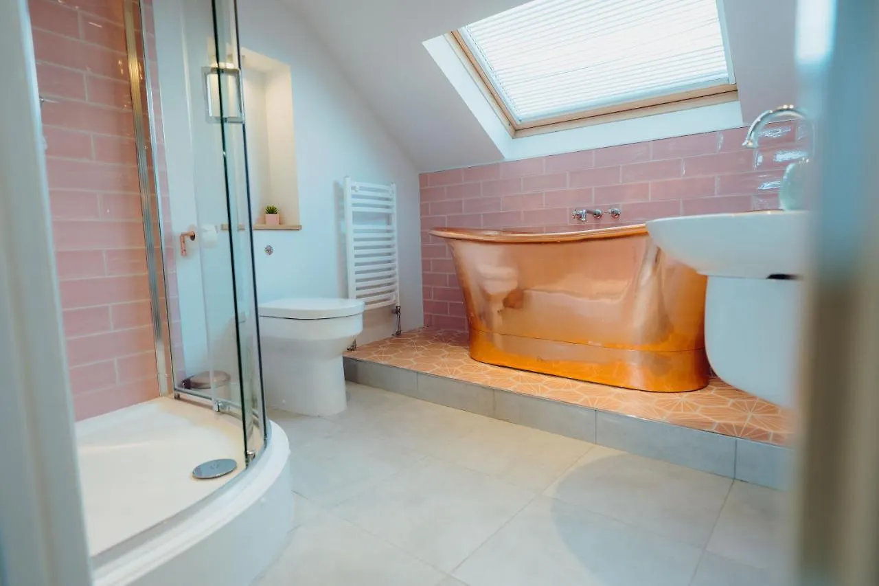 Luxury Sea-view In - Floral Corner Tenby