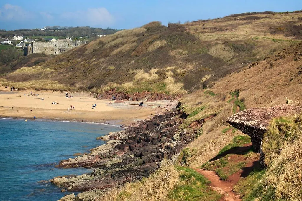Manorbier House - St Anne's