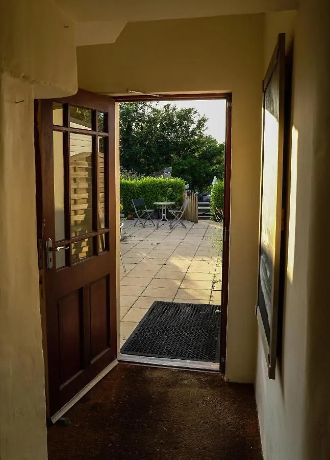 Manorbier House - St Anne's Bed & Breakfast *