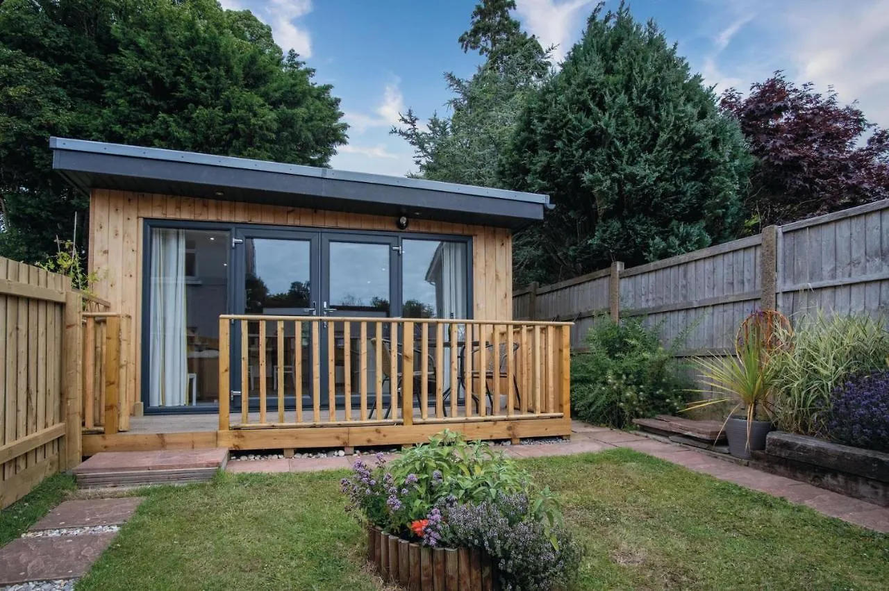 The Garden - 1 Bedroom - *