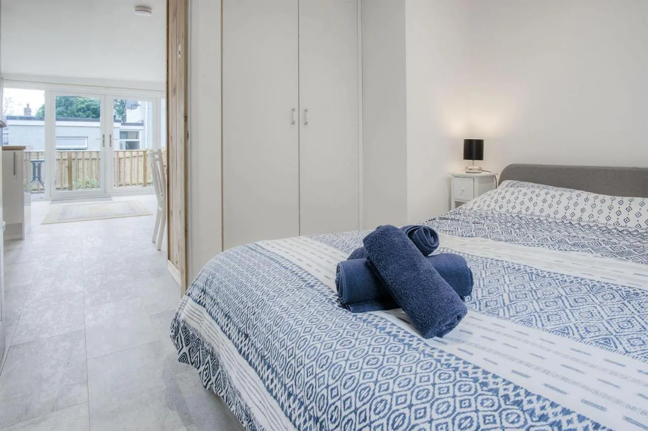 Chalet The Garden - 1 Bedroom - *