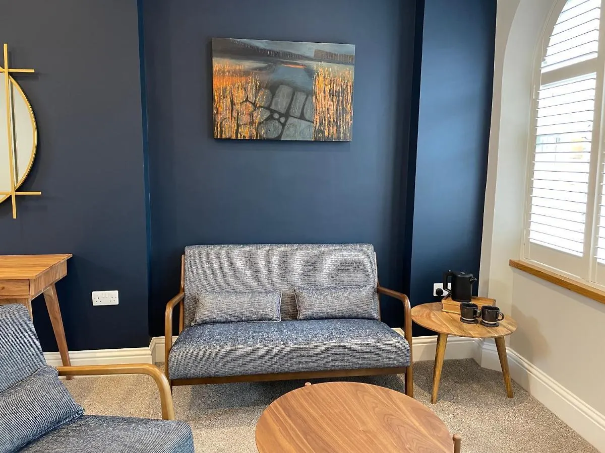 Hotel At Allium 4*