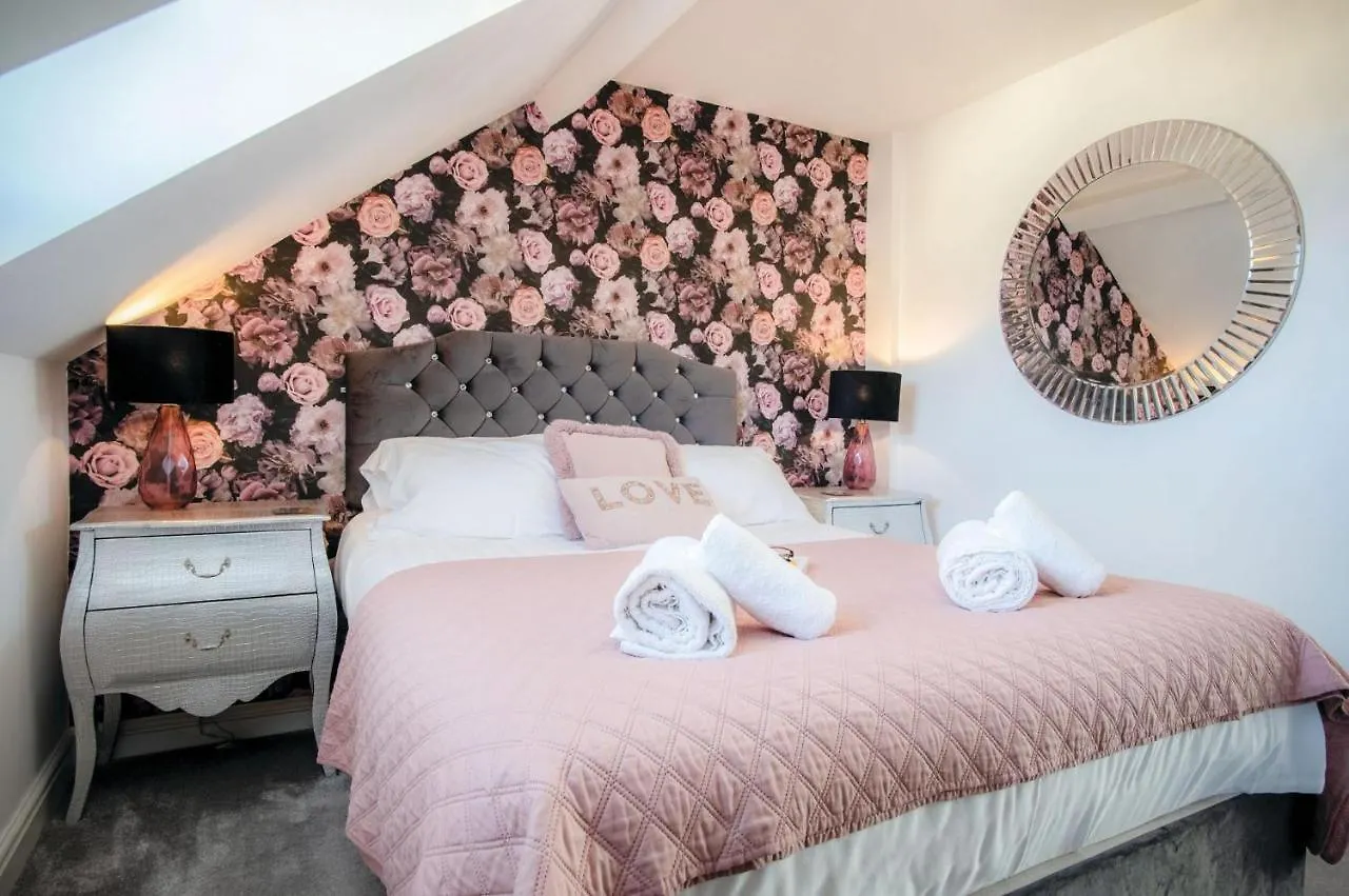 The Penthouse - Luxury 1 Bed - Panorama - *
