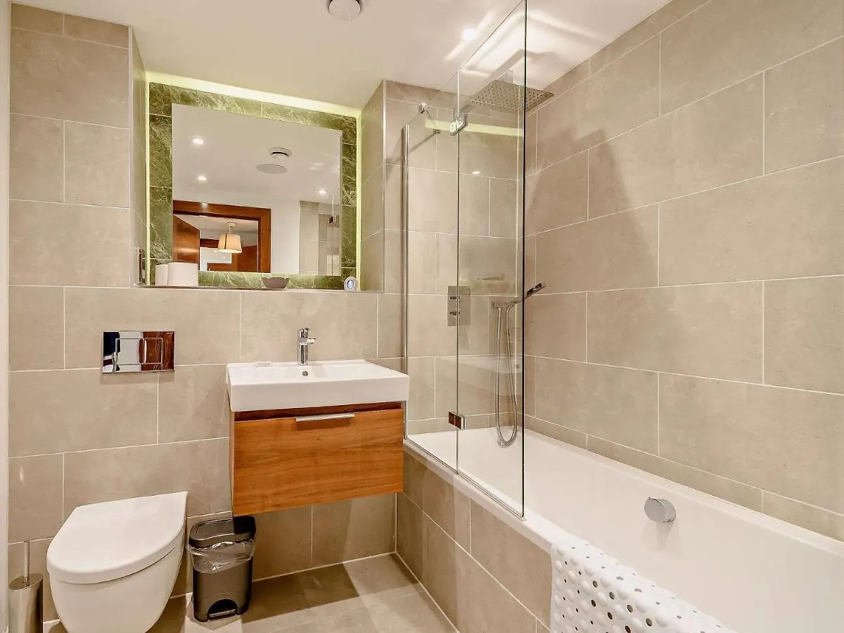2 Bed In Fb290 Apartment Tenby