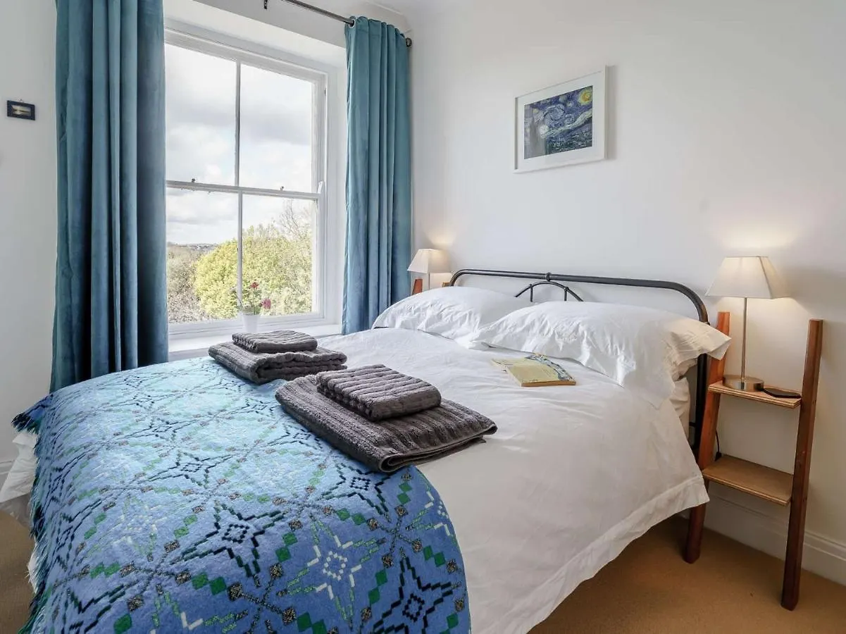 3 Bed In Fb199 Tenby