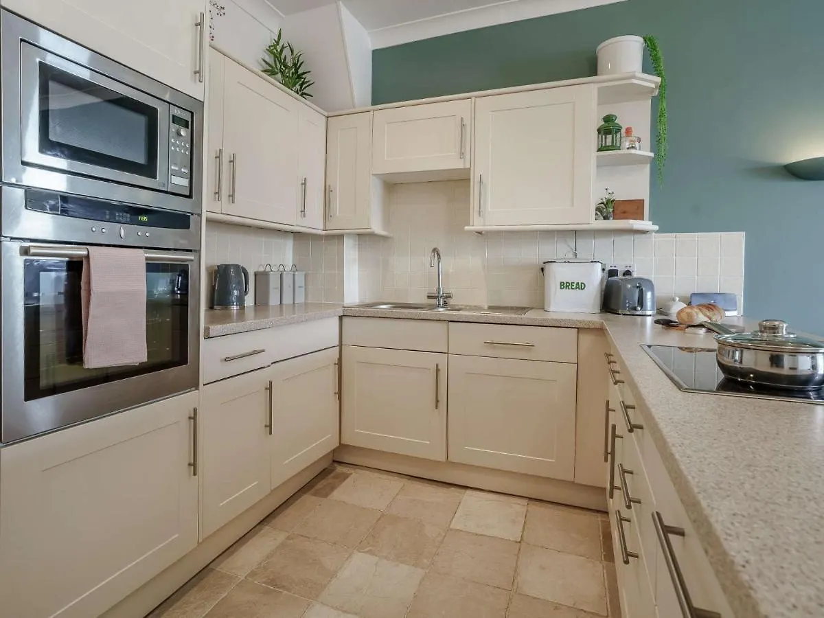 3 Bed In Fb199 *
