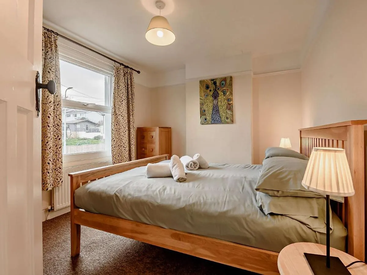 Holiday home 3 Bed In Fb063 Tenby