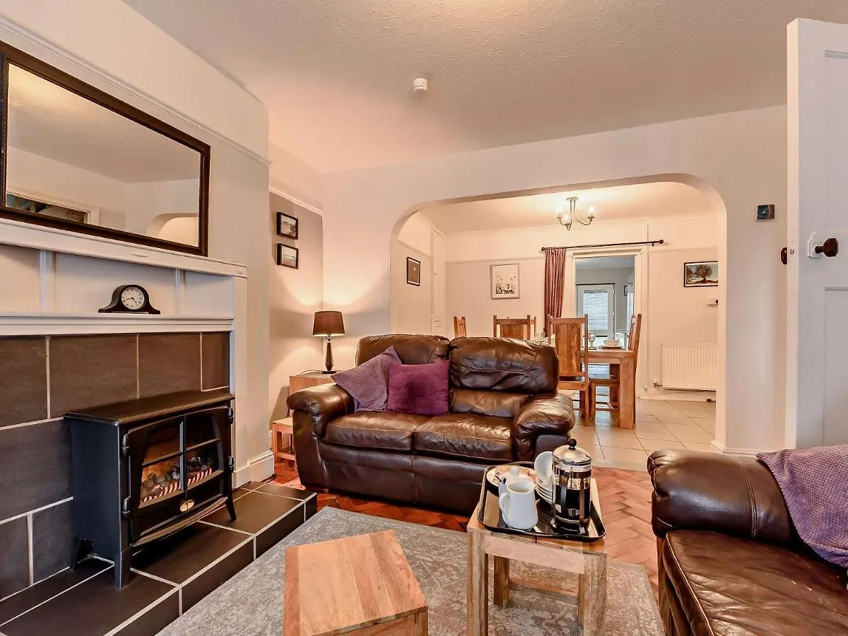 Holiday home 3 Bed In Fb063
