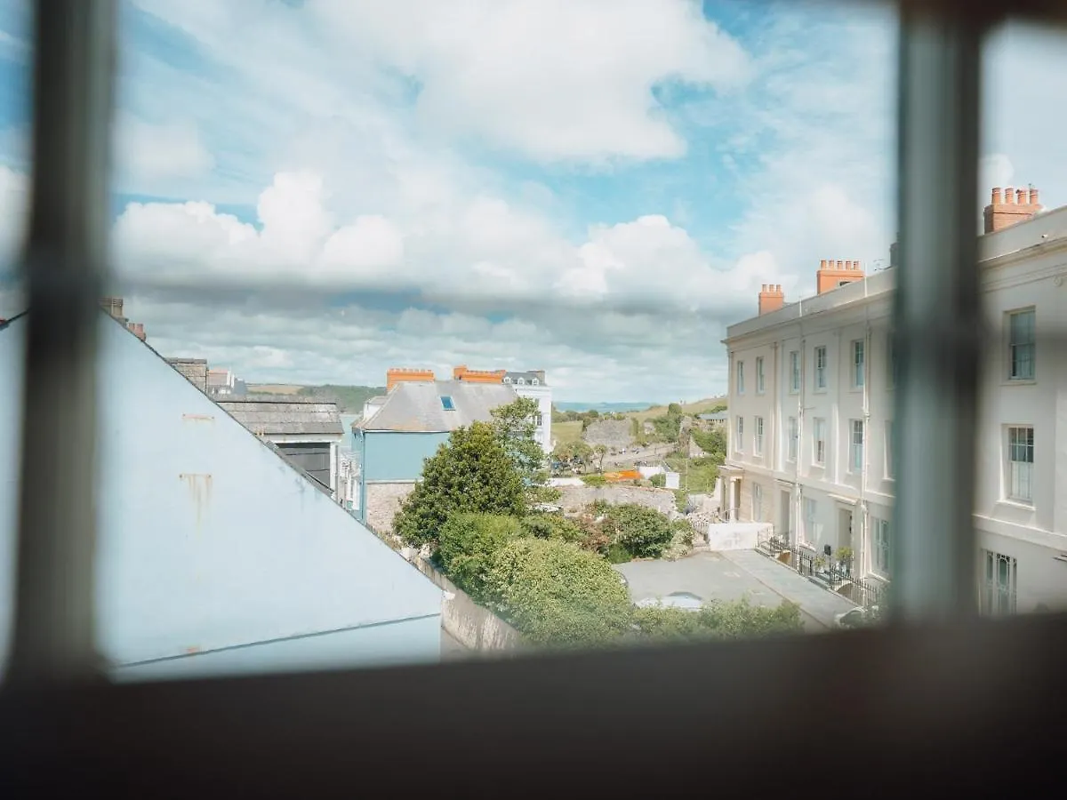 2 Bed In Fb285 Tenby