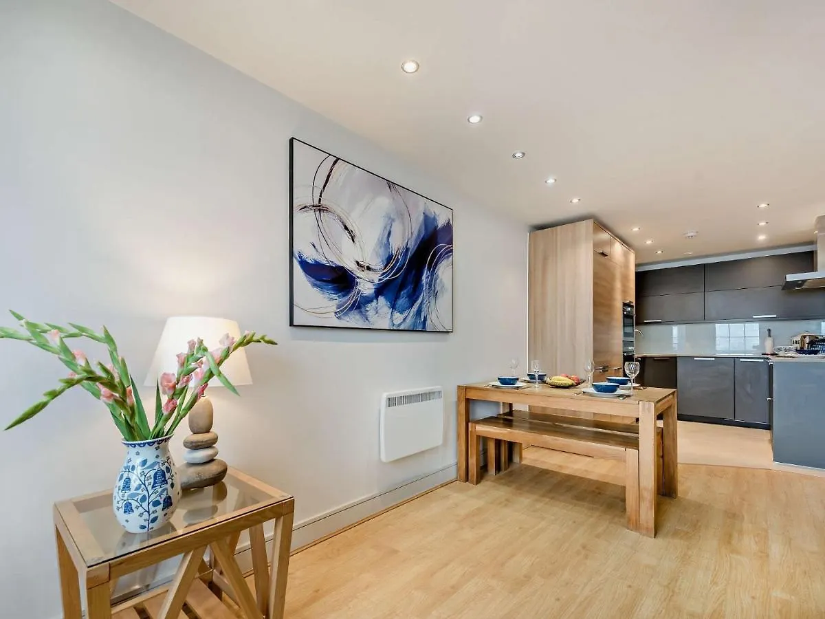 2 Bed In Fb061 Tenby