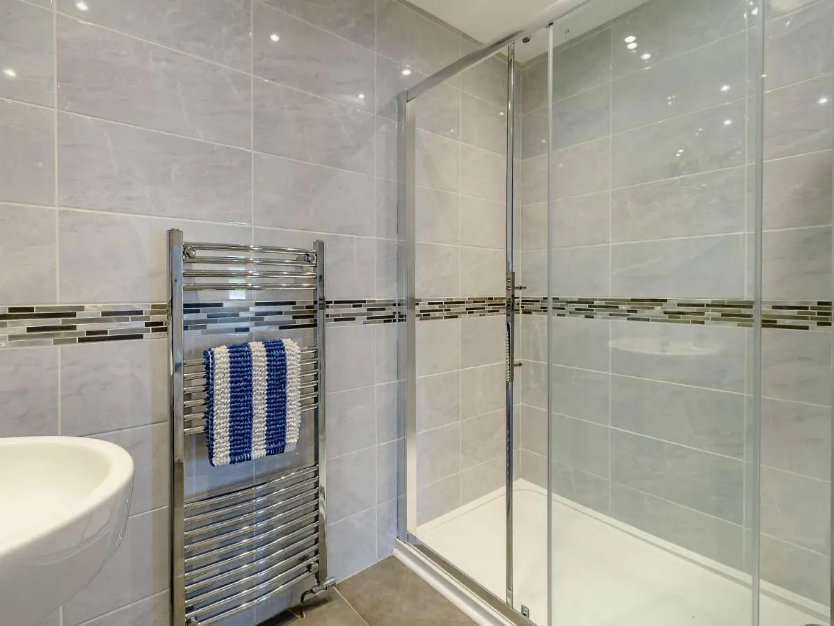 شقة 2 Bed In 87912 *