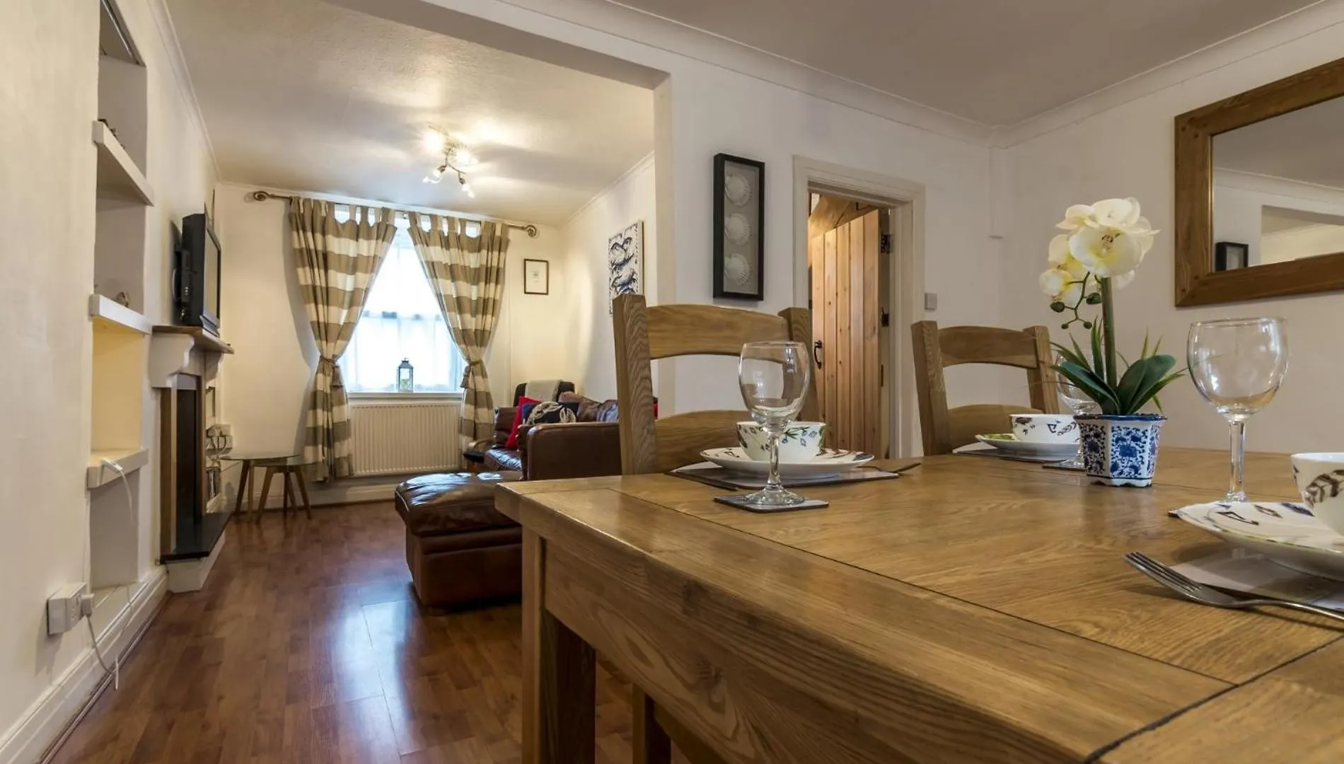 Shell - 2 Bedroom - Сasa de vacaciones Tenby