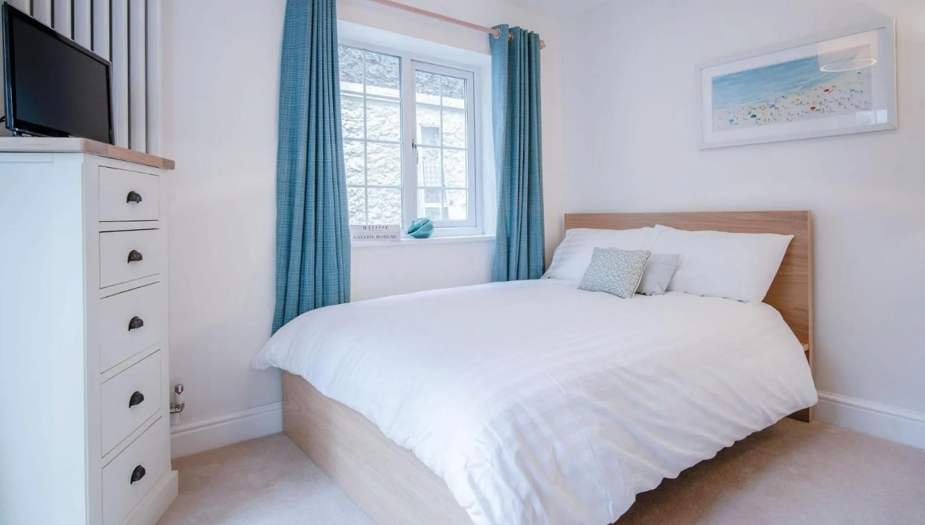 Park Place - 2 Bedroom - *