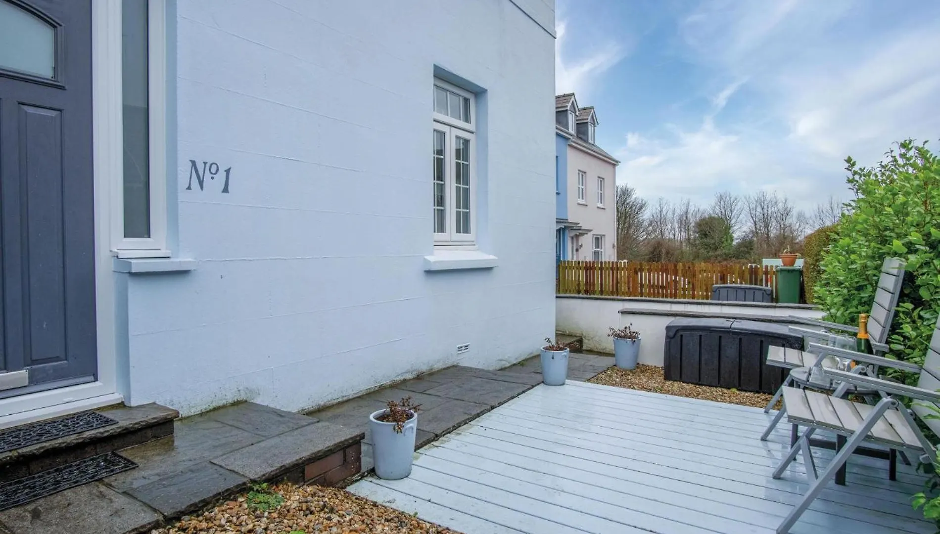 Park Place - 2 Bedroom - * Tenby