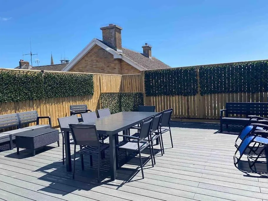 Heights, 5 En-suites, Parking & Garden Tenby