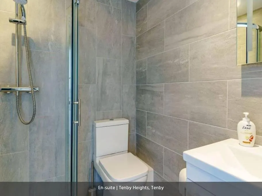 Heights, 5 En-suites, Parking & Garden