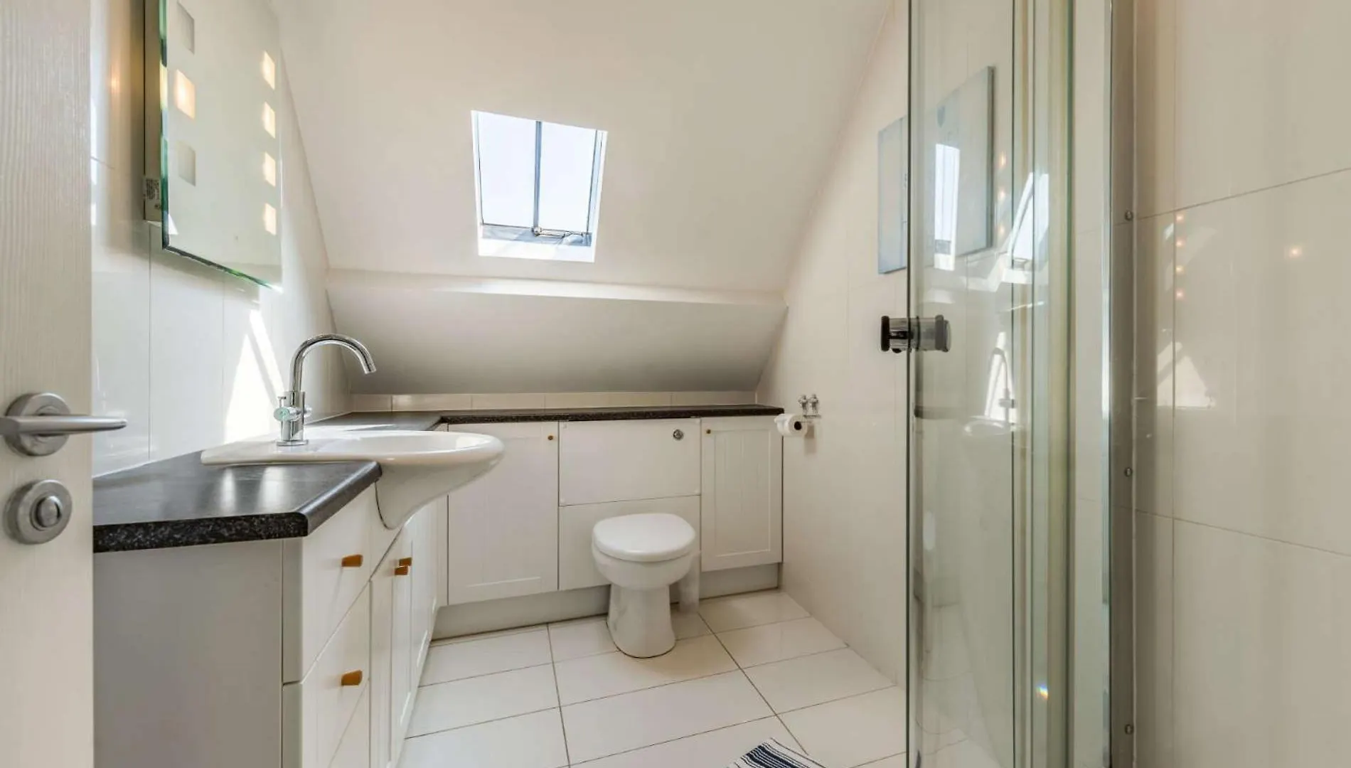2 Bed In 87834 Apartment *