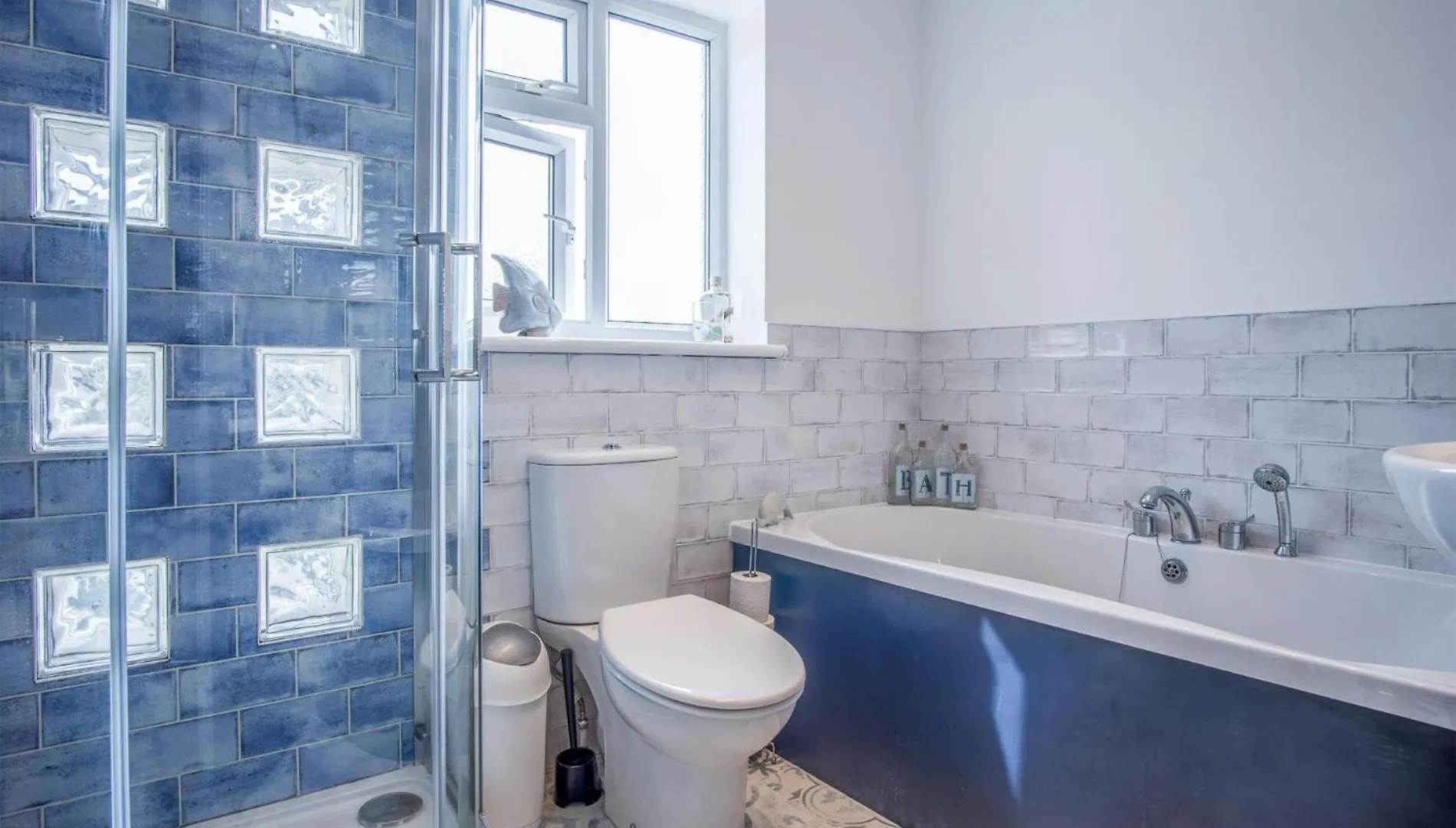 Town Heights - 3 Bedroom - *