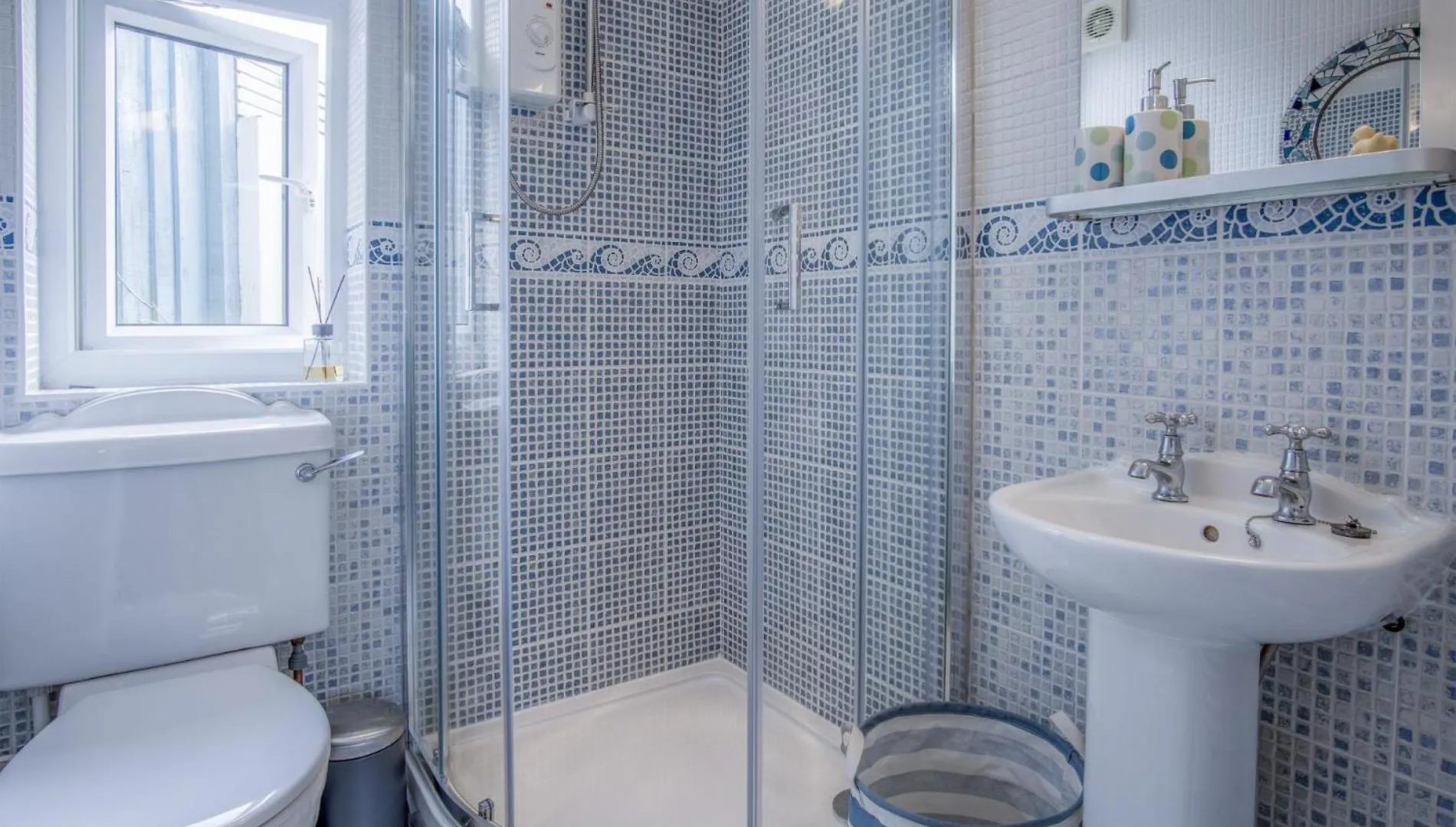 Town Heights - 3 Bedroom - Holiday home Tenby