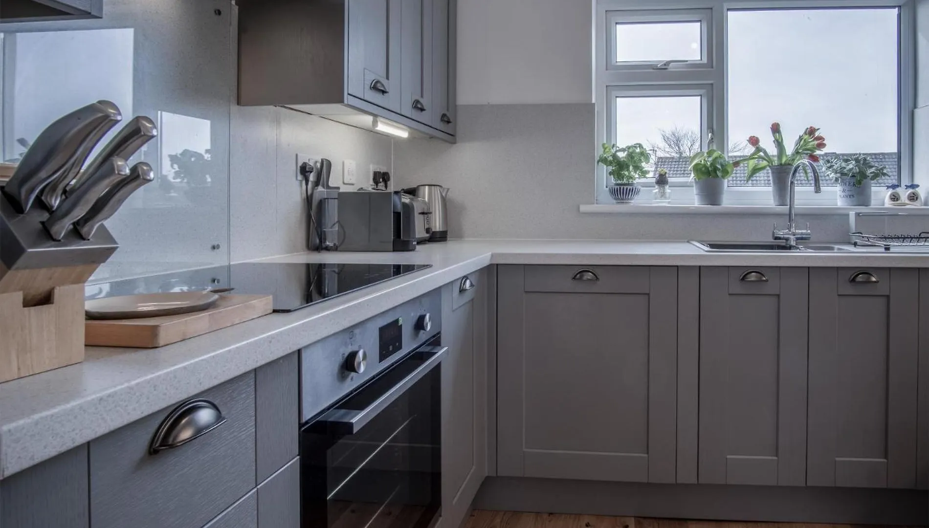Town Heights - 3 Bedroom - Holiday home