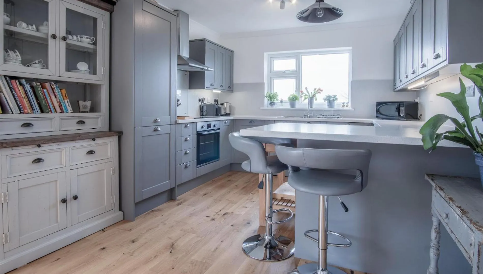 Town Heights - 3 Bedroom - *