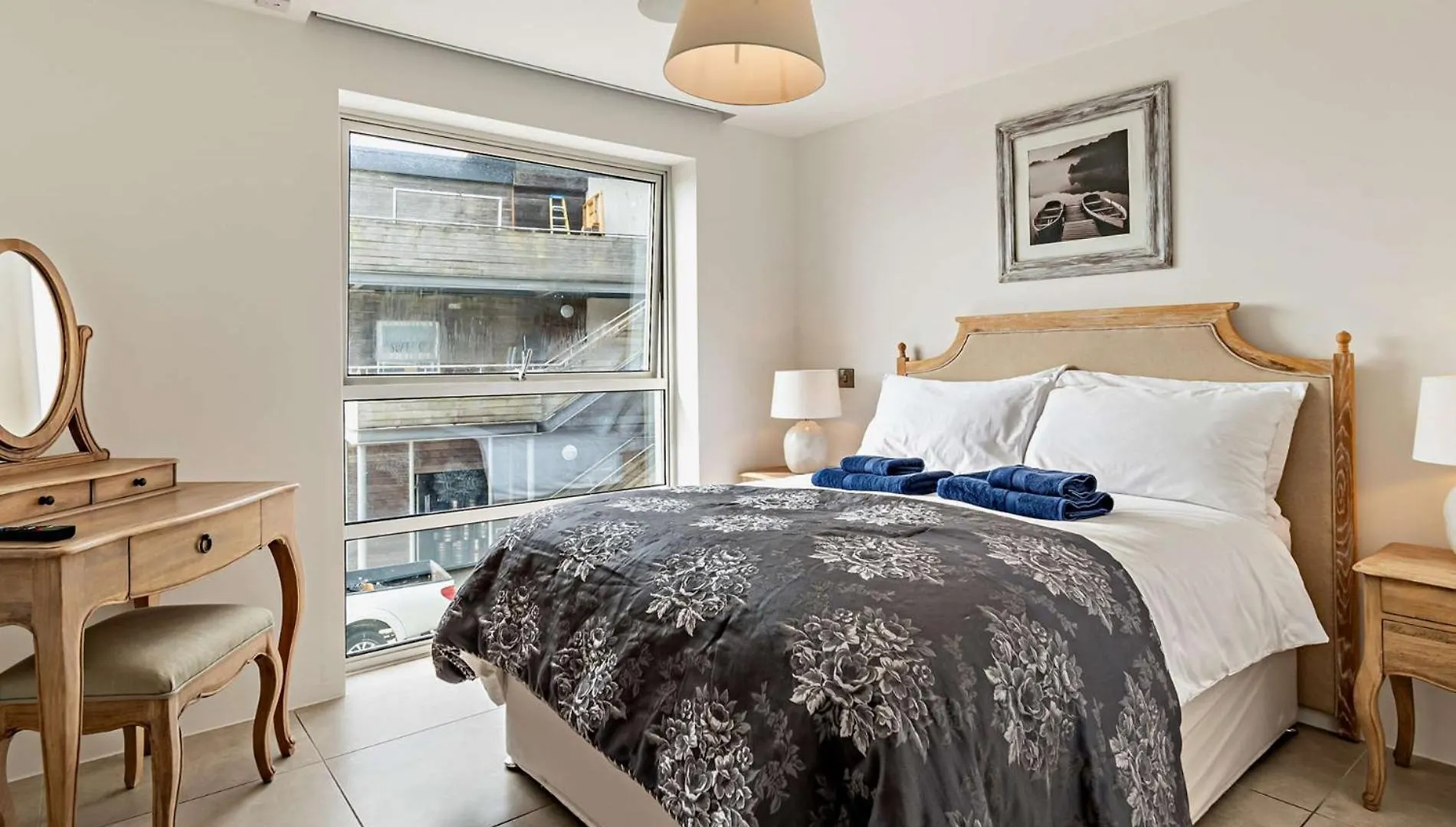 2 Bed In Fb292 Apartment Tenby