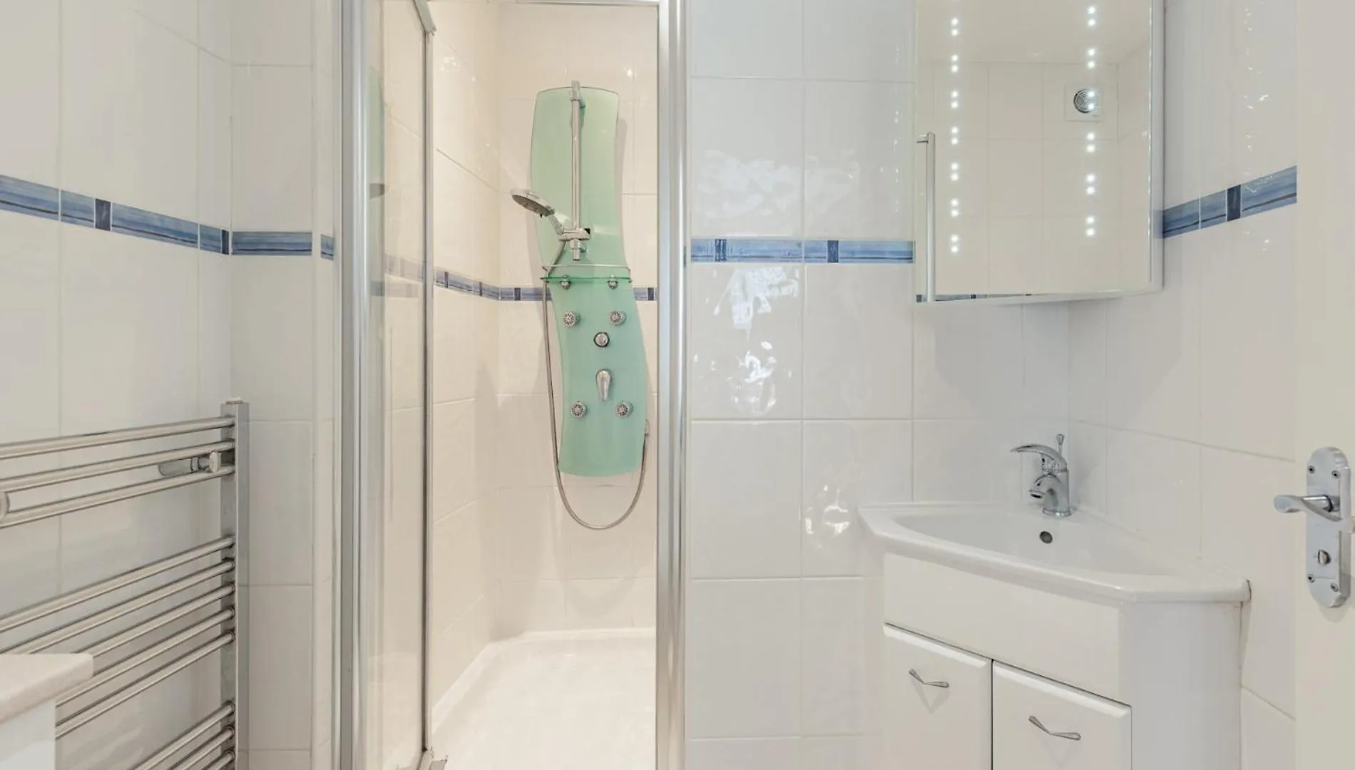 Holiday home 2 Bed In Fb114 Tenby