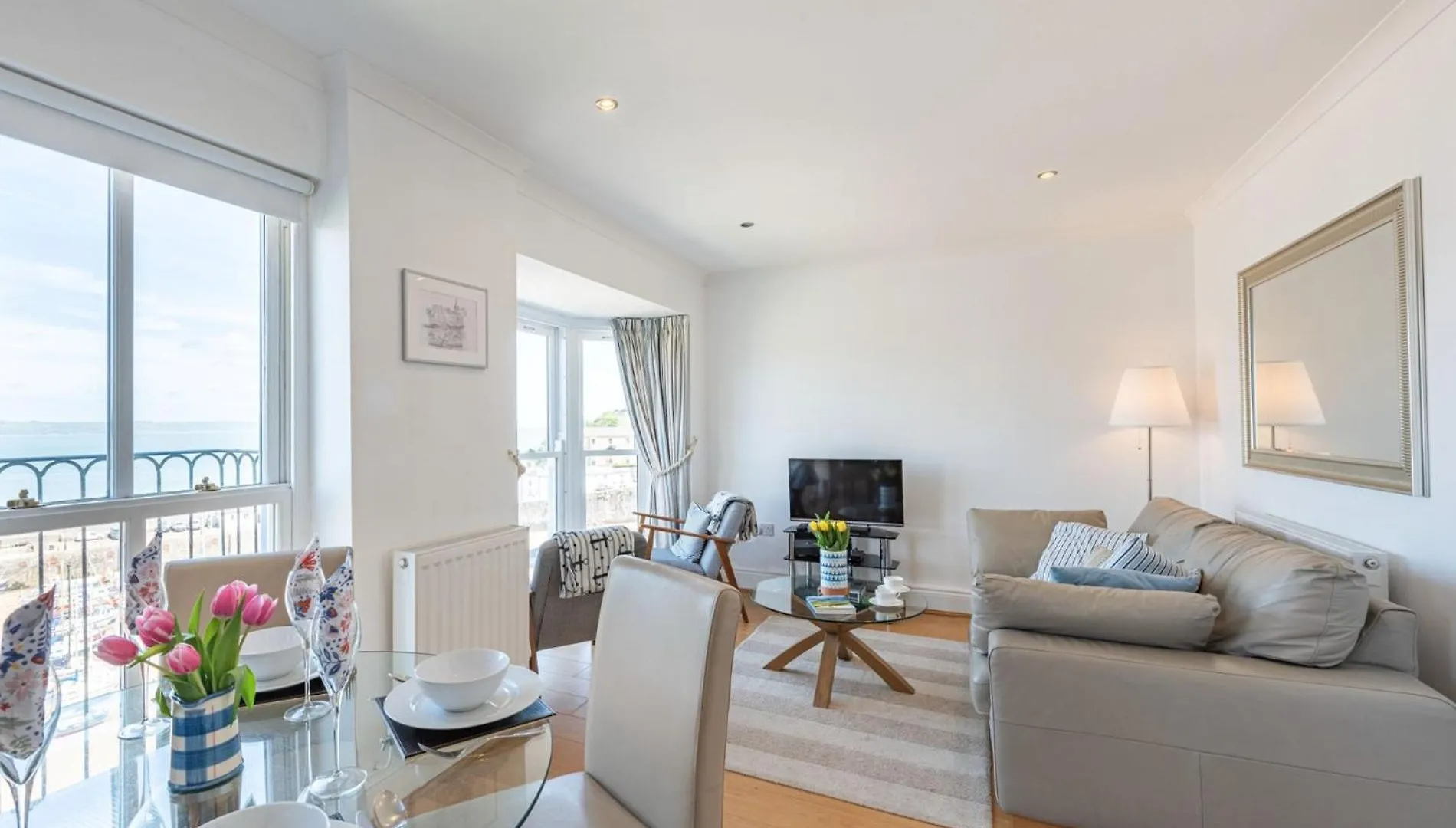 2 Bed In Fb114 *