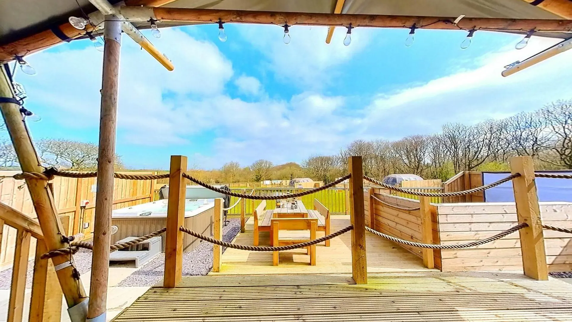 Luxury tent Jungle Book Safari Tent Tenby
