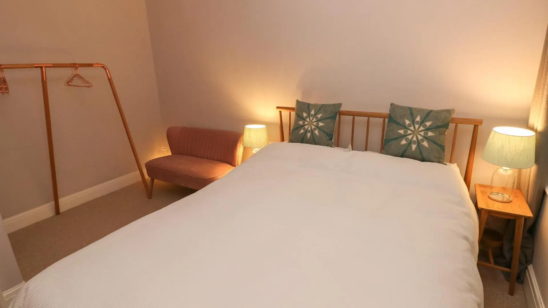 Apartment Flat 1, Belmont