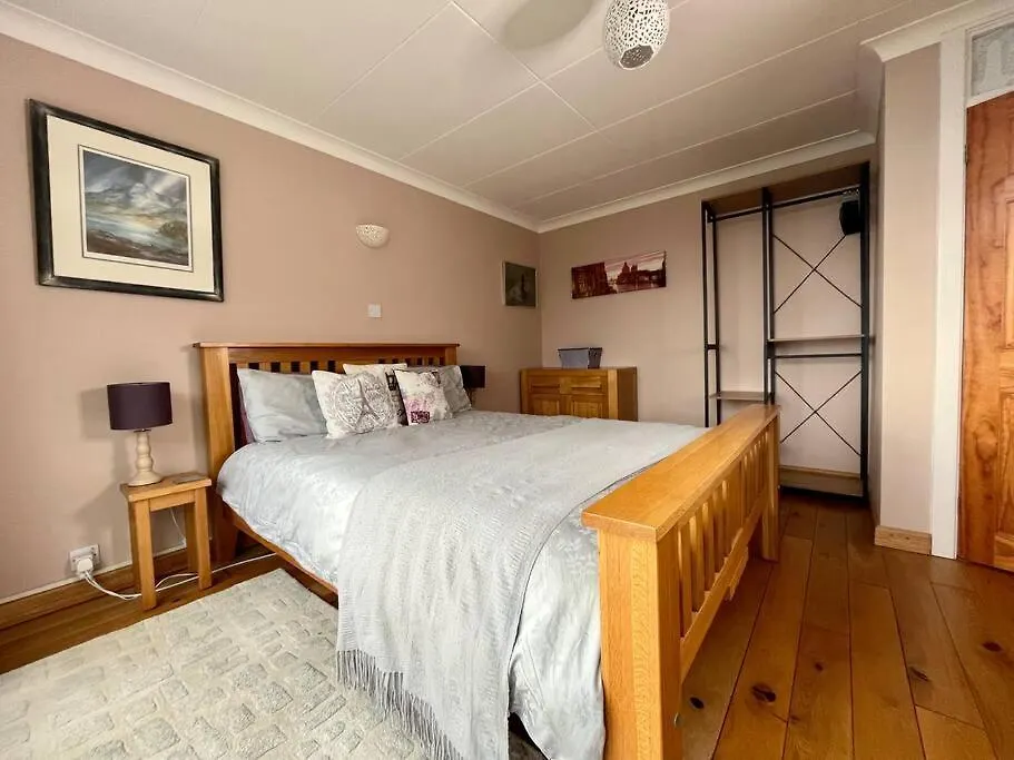 2 Bedroom Seaview Apartment