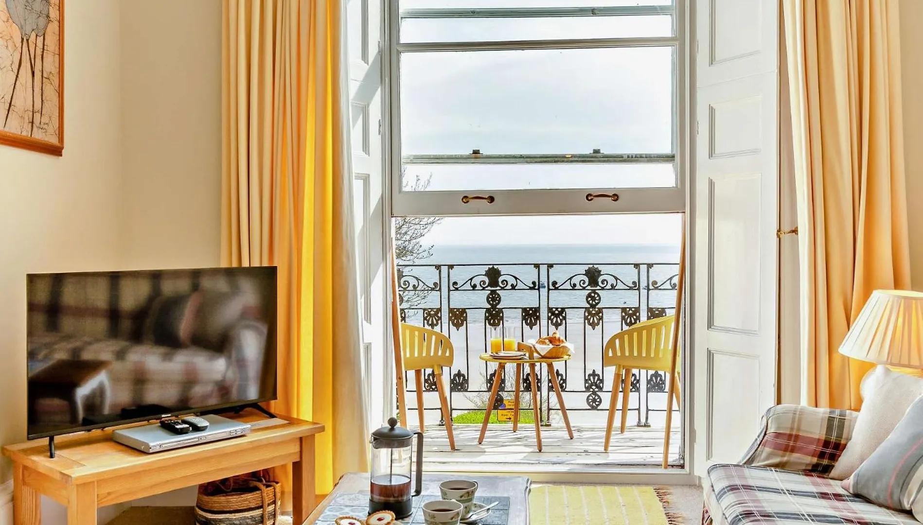 2 Bed In Fb163 Tenby