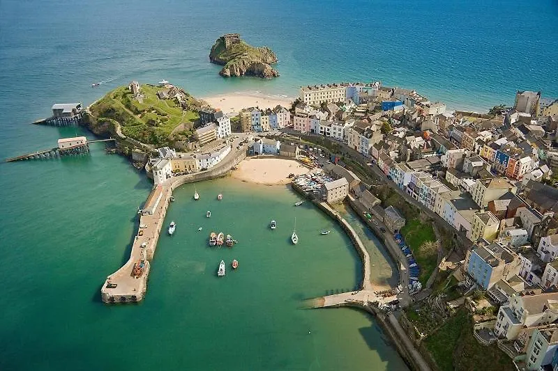 Luxury Sea-view In - Floral Corner * Tenby