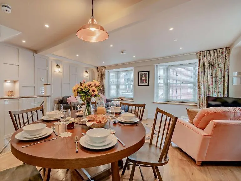 Luxury Sea-view In - Floral Corner *