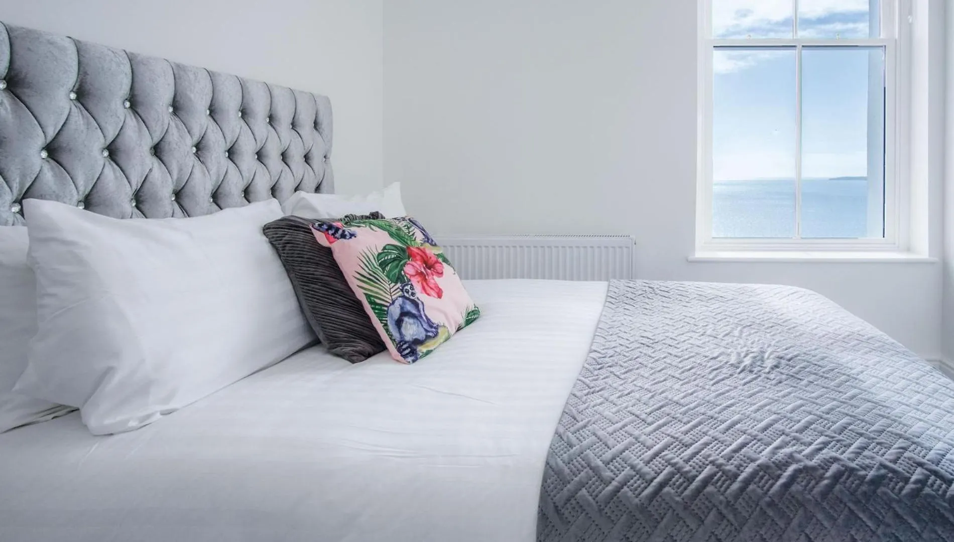 St Catherines View - 2 Bedroom - Panorama - *