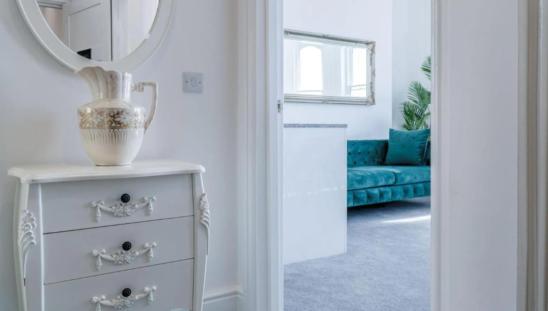 St Catherines View - 2 Bedroom - Panorama - *