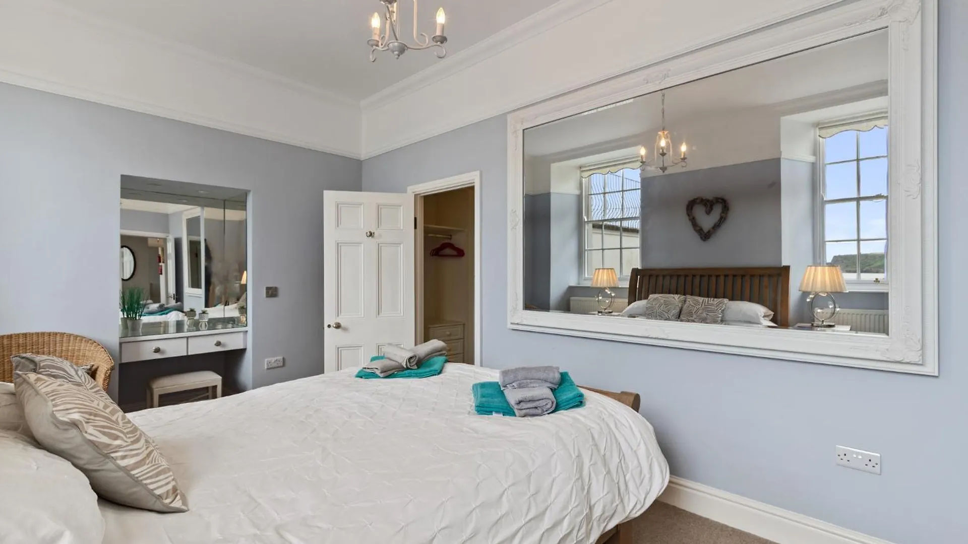 Laston Garden - Sea Views Large Terrace Tenby