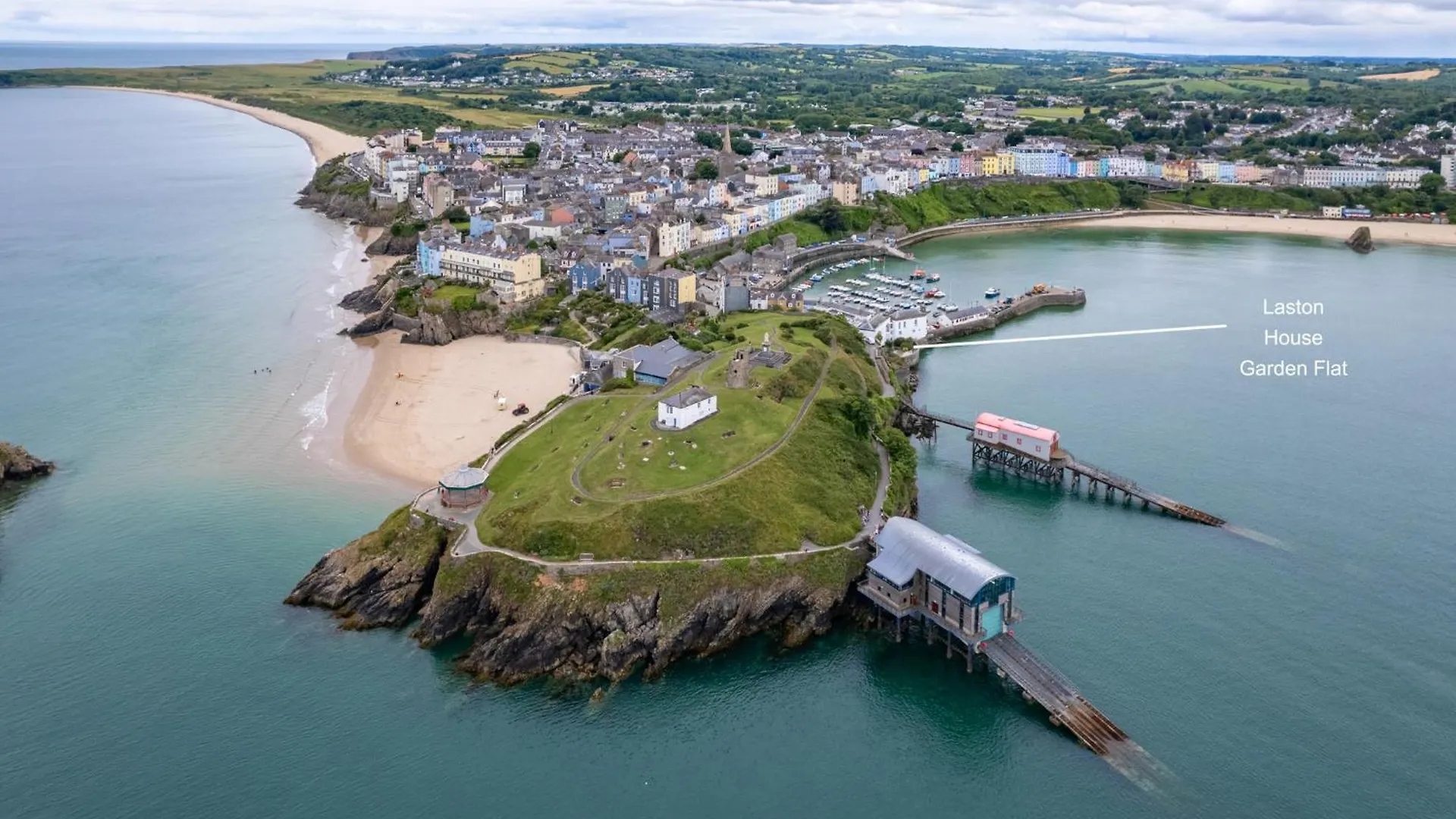 Laston Garden - Sea Views Large Terrace Apartment Tenby