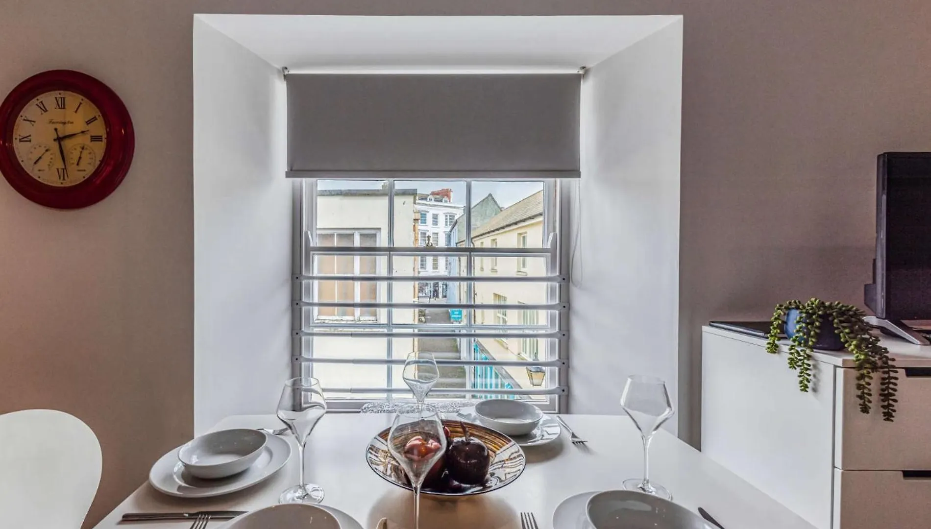 1 Bed In Fb056 Tenby