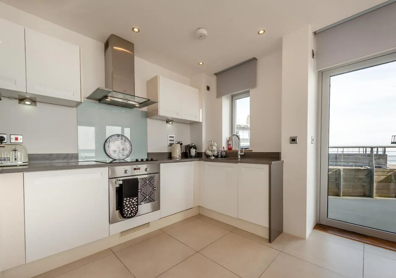 Ty Traeth Holiday home *