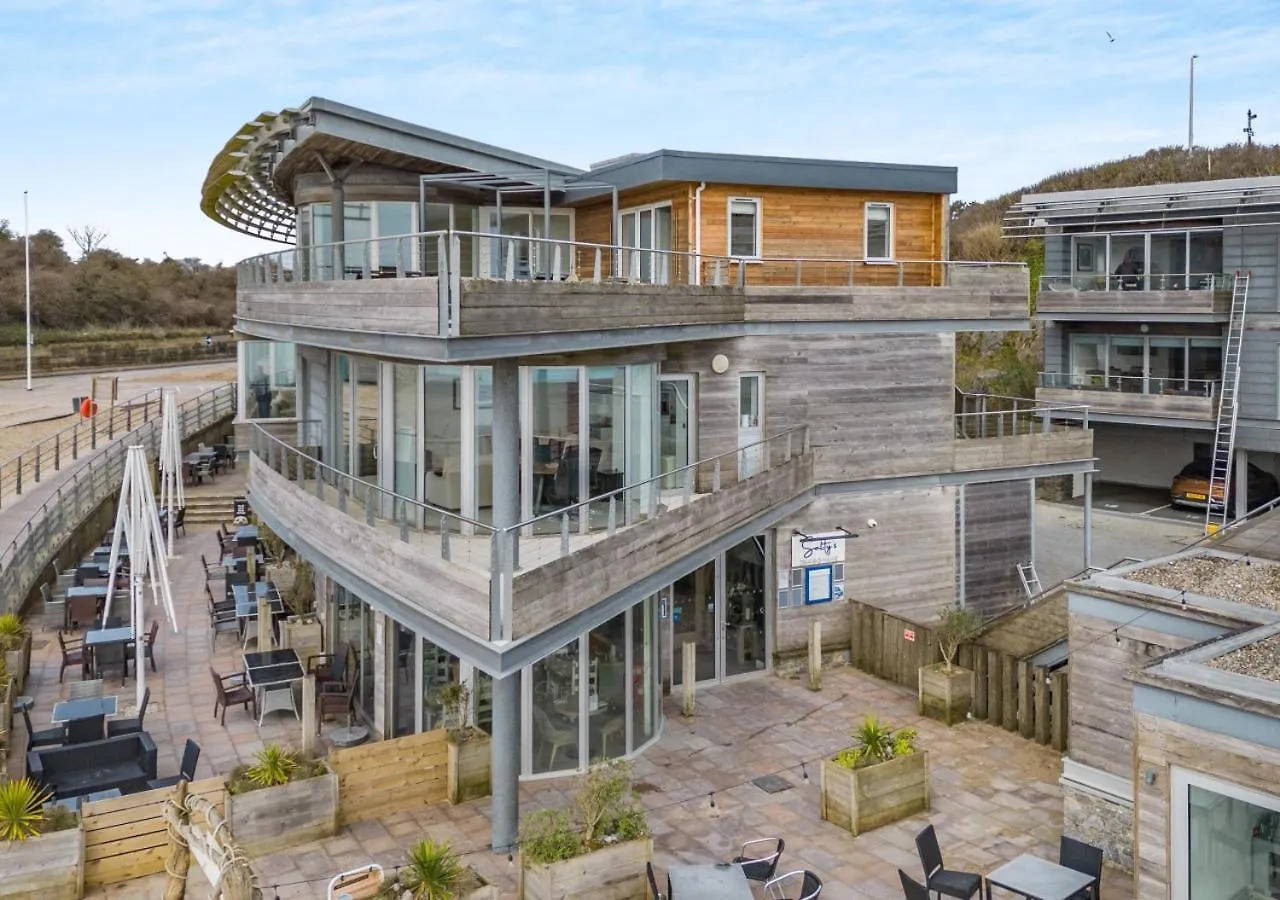 Holiday home Ty Traeth Tenby