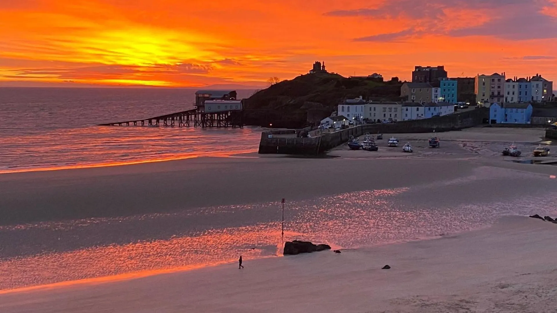 Apartment Number 8 Croft House Tenby
