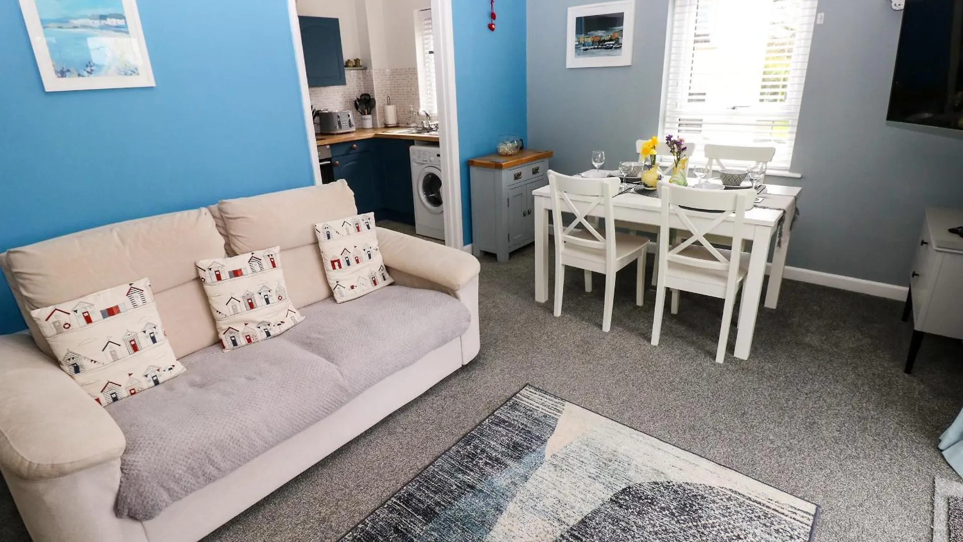 Clicketts Court Apartment Tenby