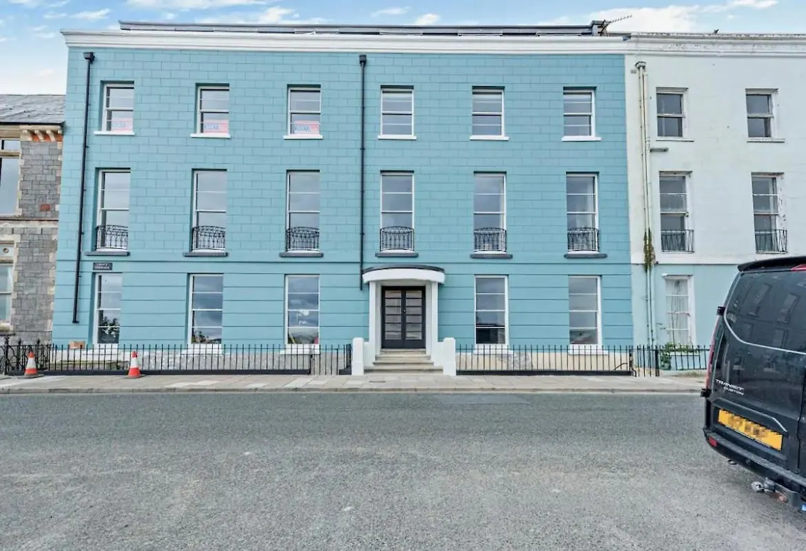 Number 11 Croft House Apartment *