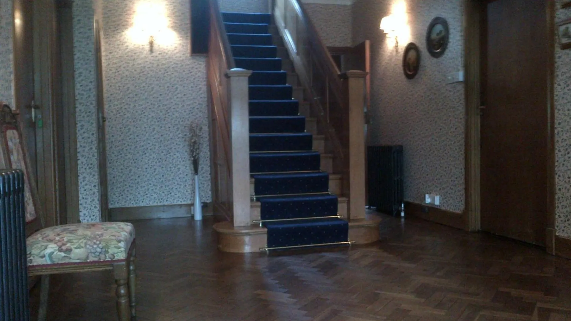 Wychwood House