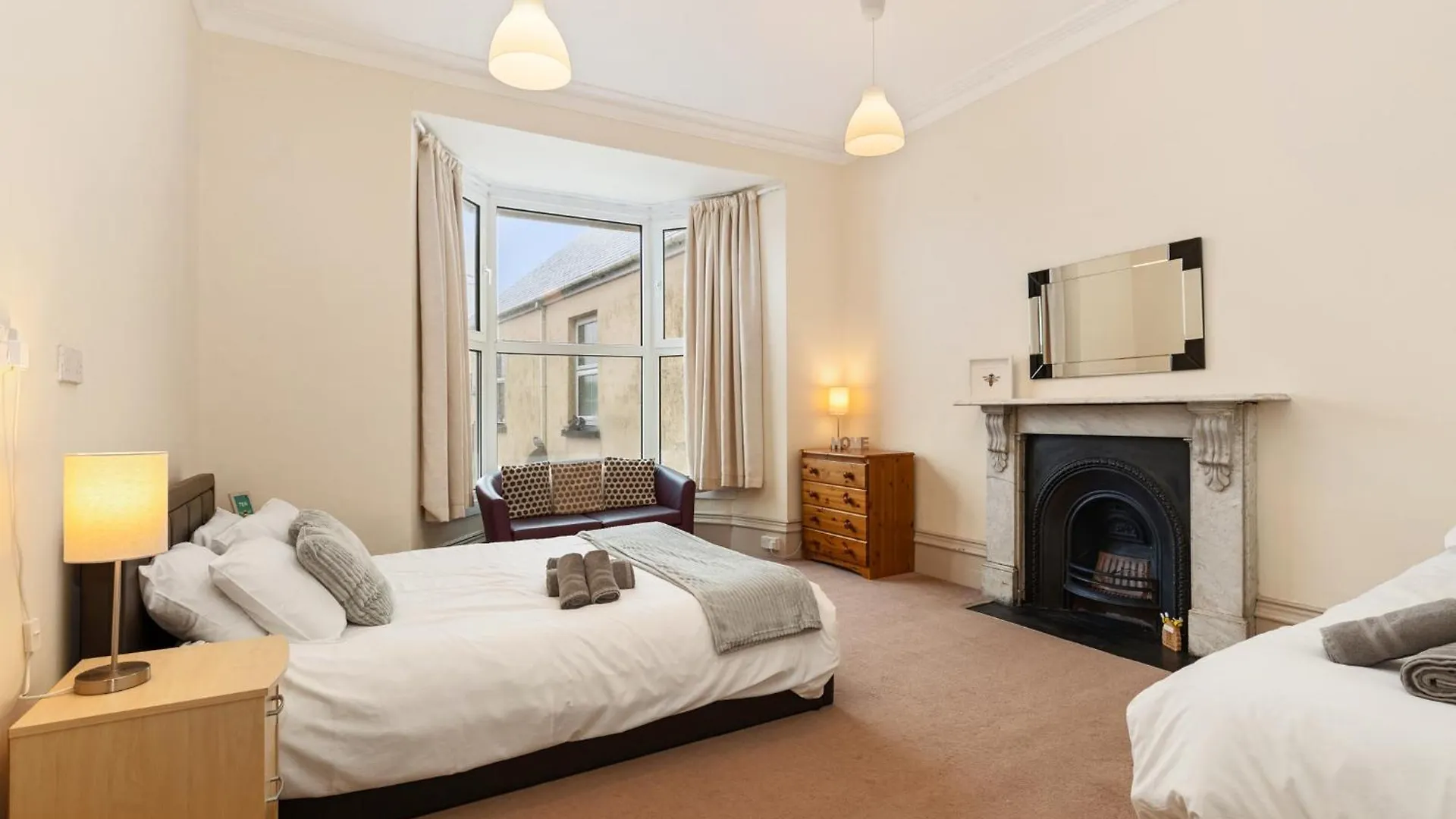 Apartment Connaught House - Location Near The