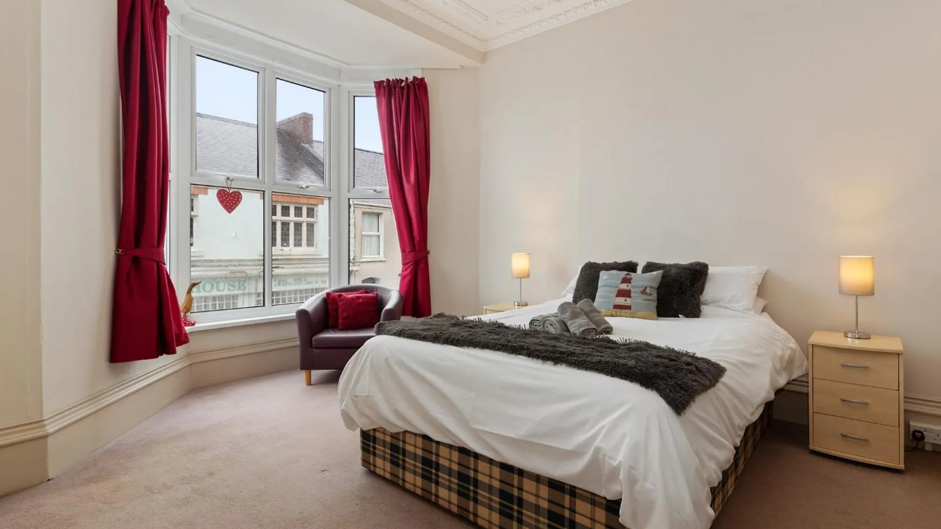 Connaught House - Location Near The