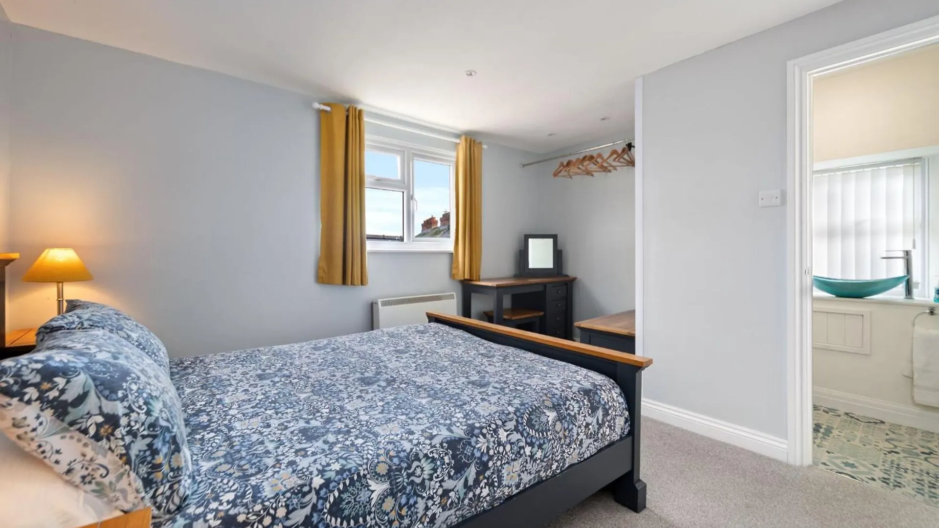 Kemendine Harbour View - Perfectly Positioned In Harbour Holiday home *