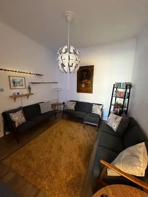 Cwtch For Couples - In The Heart Of Town Tenby